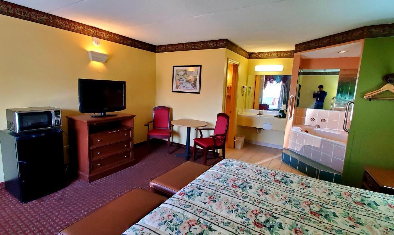 Thomasville Inn Ngoại thất bức ảnh